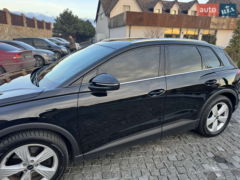 Позашляховик / Кросовер Audi Q4 e-tron 2022 в Рівному