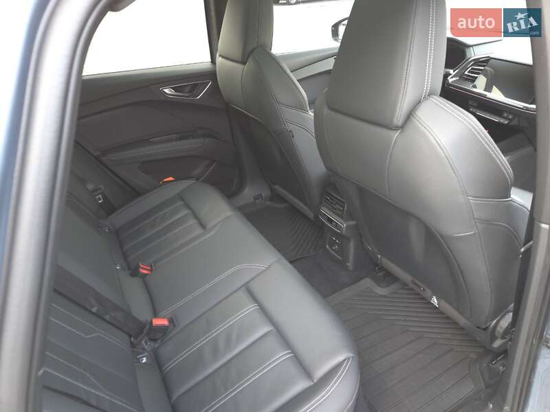 Внедорожник / Кроссовер Audi Q4 e-tron 2022 в Виннице фото 16 Внедорожник / Кроссовер Audi Q4 e-tron 2022 в Виннице