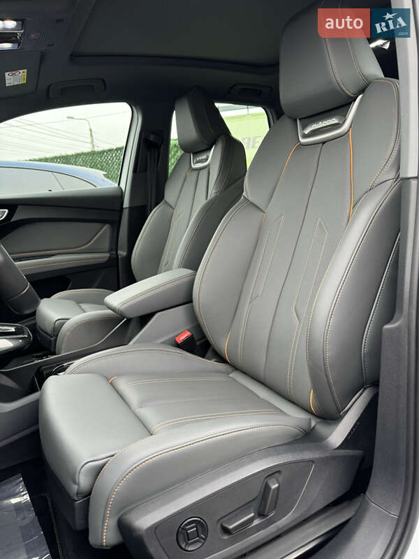 Внедорожник / Кроссовер Audi Q4 e-tron 2023 в Киеве фото 21 Внедорожник / Кроссовер Audi Q4 e-tron 2023 в Киеве