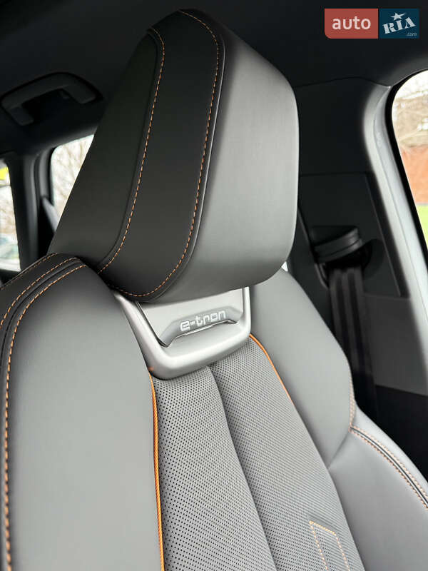 Внедорожник / Кроссовер Audi Q4 e-tron 2023 в Киеве фото 33 Внедорожник / Кроссовер Audi Q4 e-tron 2023 в Киеве