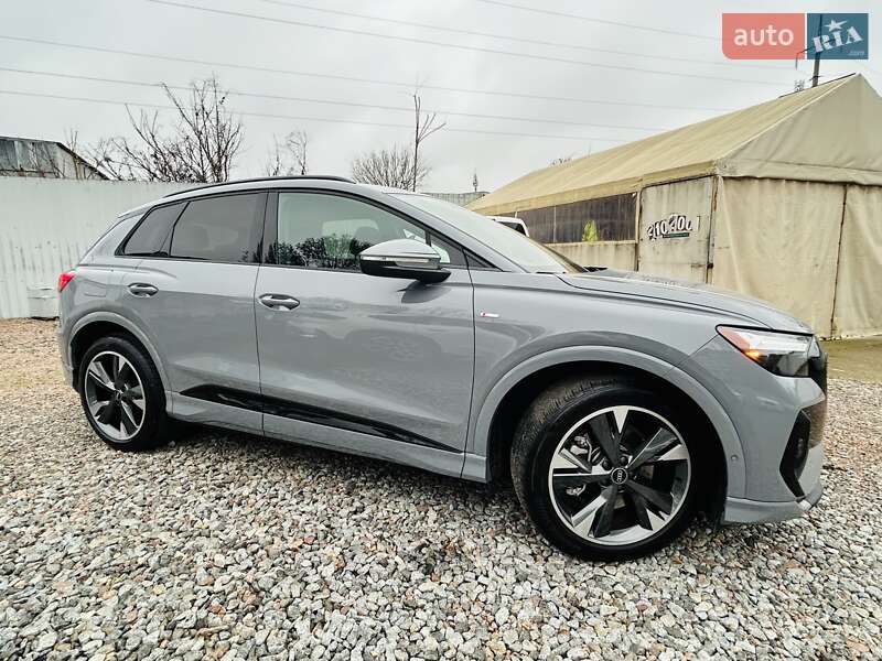 Позашляховик / Кросовер Audi Q4 e-tron 2024 в Одесі