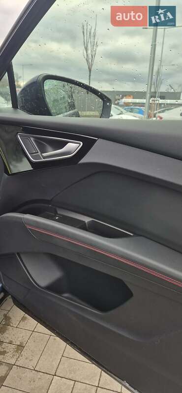 Внедорожник / Кроссовер Audi Q4 e-tron 2023 в Ивано-Франковске фото 15 Внедорожник / Кроссовер Audi Q4 e-tron 2023 в Ивано-Франковске