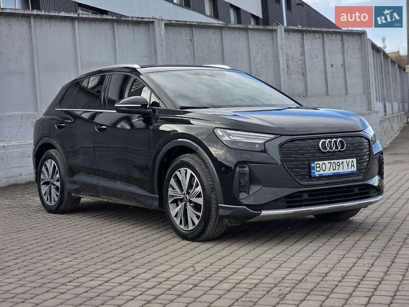 Внедорожник / Кроссовер Audi Q4 e-tron 2023 в Тернополе