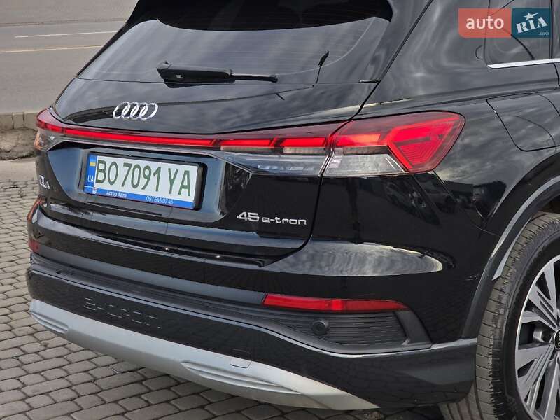 Внедорожник / Кроссовер Audi Q4 e-tron 2023 в Тернополе