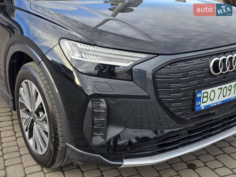 Внедорожник / Кроссовер Audi Q4 e-tron 2023 в Тернополе