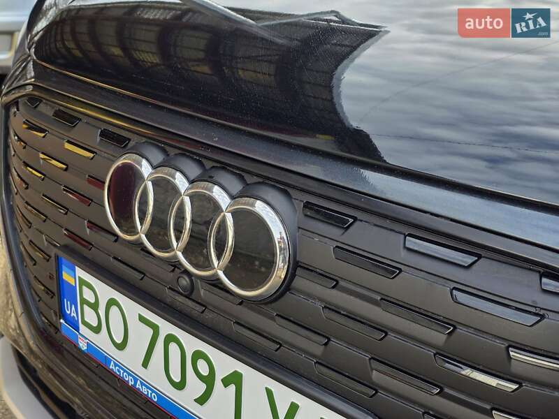 Внедорожник / Кроссовер Audi Q4 e-tron 2023 в Тернополе