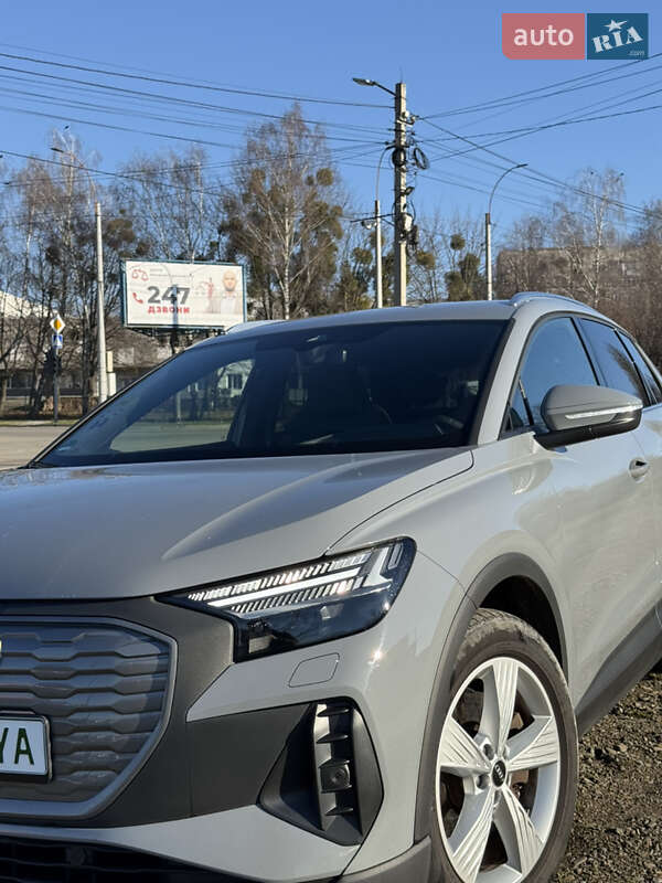 Внедорожник / Кроссовер Audi Q4 e-tron 2022 в Черновцах