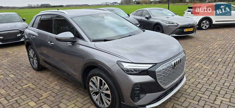 Внедорожник / Кроссовер Audi Q4 e-tron 2022 в Тернополе