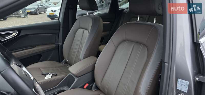 Внедорожник / Кроссовер Audi Q4 e-tron 2022 в Тернополе