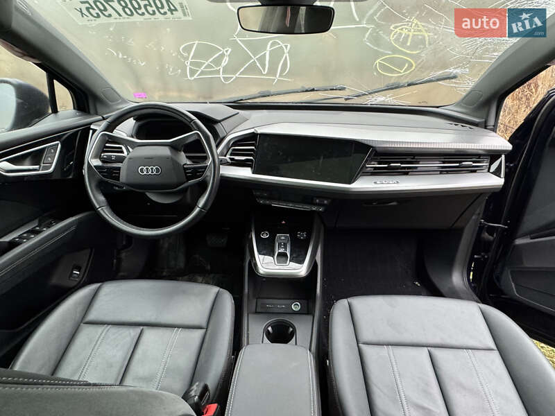 Внедорожник / Кроссовер Audi Q4 e-tron 2023 в Киеве