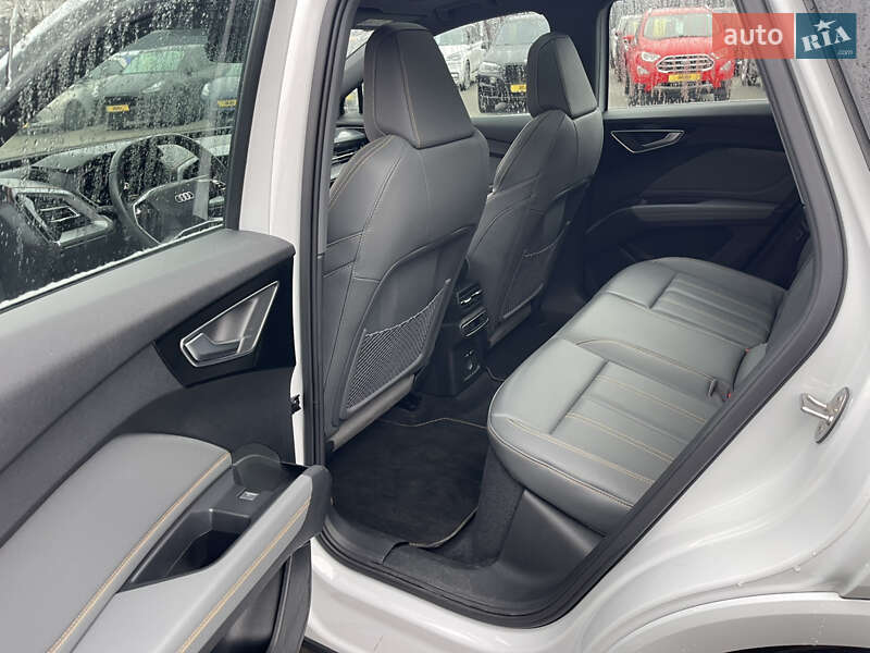 Внедорожник / Кроссовер Audi Q4 e-tron 2023 в Кременчуге фото 7 Внедорожник / Кроссовер Audi Q4 e-tron 2023 в Кременчуге