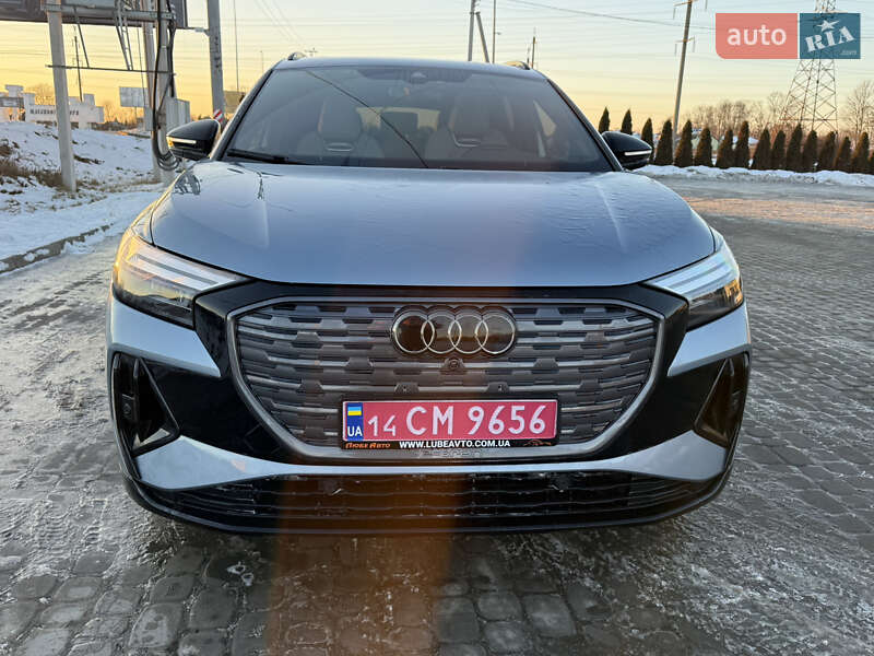 Внедорожник / Кроссовер Audi Q4 e-tron 2022 в Львове