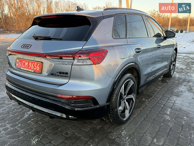 Внедорожник / Кроссовер Audi Q4 e-tron 2022 в Львове