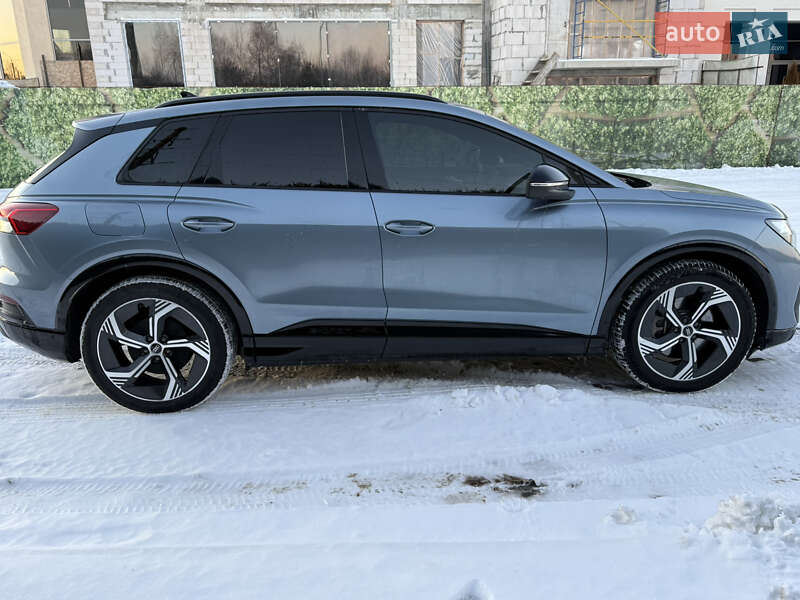 Внедорожник / Кроссовер Audi Q4 e-tron 2022 в Львове