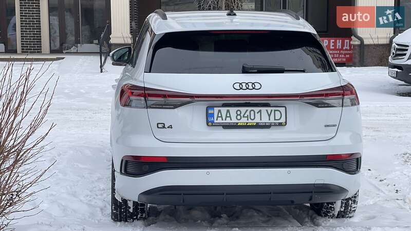 Внедорожник / Кроссовер Audi Q4 e-tron 2022 в Киеве