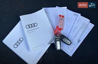 Позашляховик / Кросовер Audi Q4 e-tron 2022 в Києві