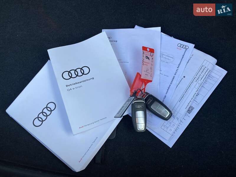 Внедорожник / Кроссовер Audi Q4 e-tron 2022 в Киеве