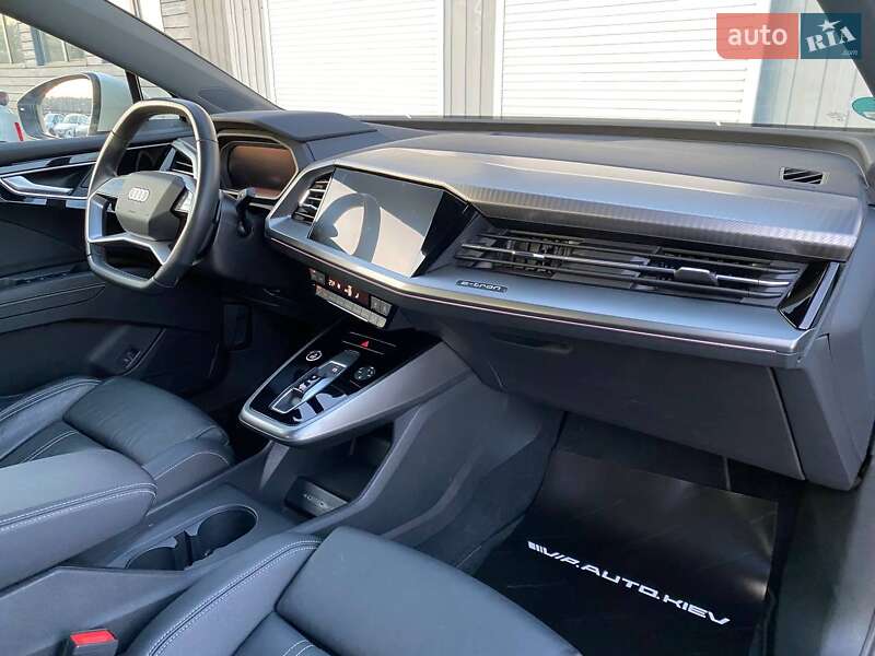 Внедорожник / Кроссовер Audi Q4 e-tron 2022 в Киеве