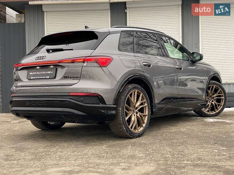 Внедорожник / Кроссовер Audi Q4 e-tron 2021 в Киеве