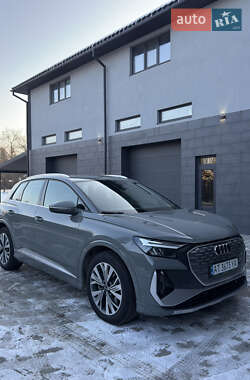 Внедорожник / Кроссовер Audi Q4 e-tron 2022 в Косове