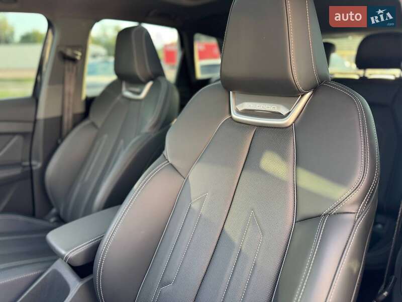 Позашляховик / Кросовер Audi Q4 e-tron 2024 в Києві фото 22 Позашляховик / Кросовер Audi Q4 e-tron 2024 в Києві