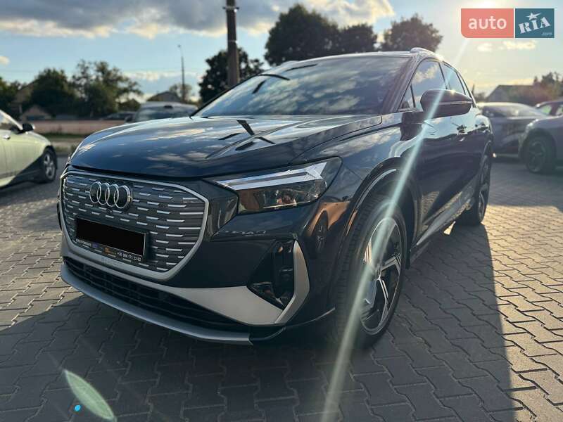 Позашляховик / Кросовер Audi Q4 e-tron 2024 в Києві фото 13 Позашляховик / Кросовер Audi Q4 e-tron 2024 в Києві