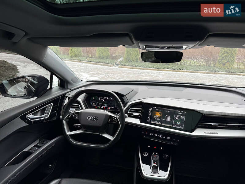Позашляховик / Кросовер Audi Q4 e-tron 2021 в Дніпрі