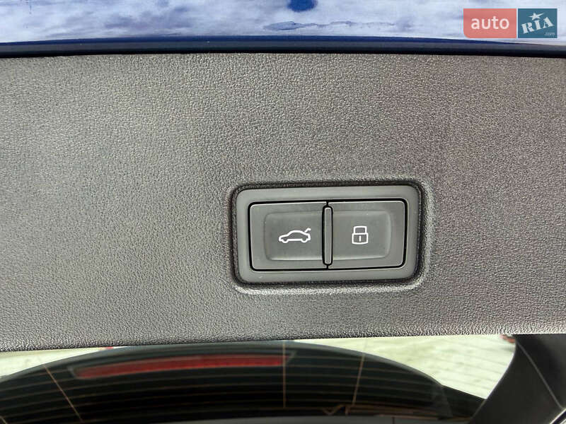 Внедорожник / Кроссовер Audi Q4 e-tron 2023 в Коломые
