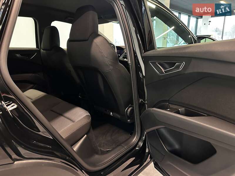 Внедорожник / Кроссовер Audi Q4 e-tron 2022 в Львове фото 29 Внедорожник / Кроссовер Audi Q4 e-tron 2022 в Львове