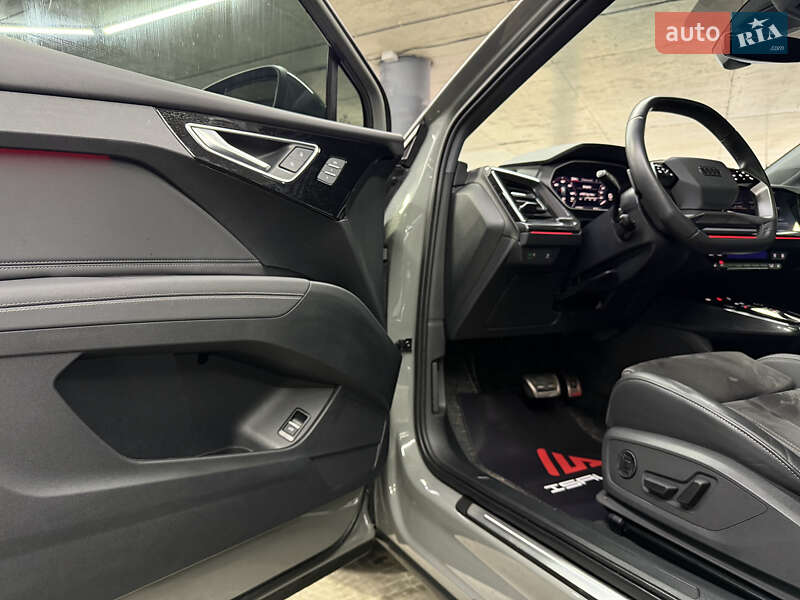 Внедорожник / Кроссовер Audi Q4 e-tron 2023 в Одессе