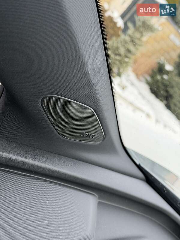 Внедорожник / Кроссовер Audi Q4 e-tron 2023 в Харькове