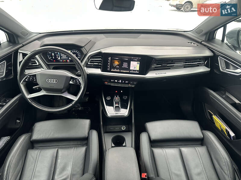 Внедорожник / Кроссовер Audi Q4 e-tron 2021 в Киеве