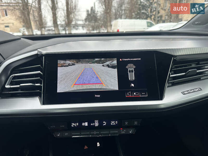 Внедорожник / Кроссовер Audi Q4 e-tron 2021 в Киеве