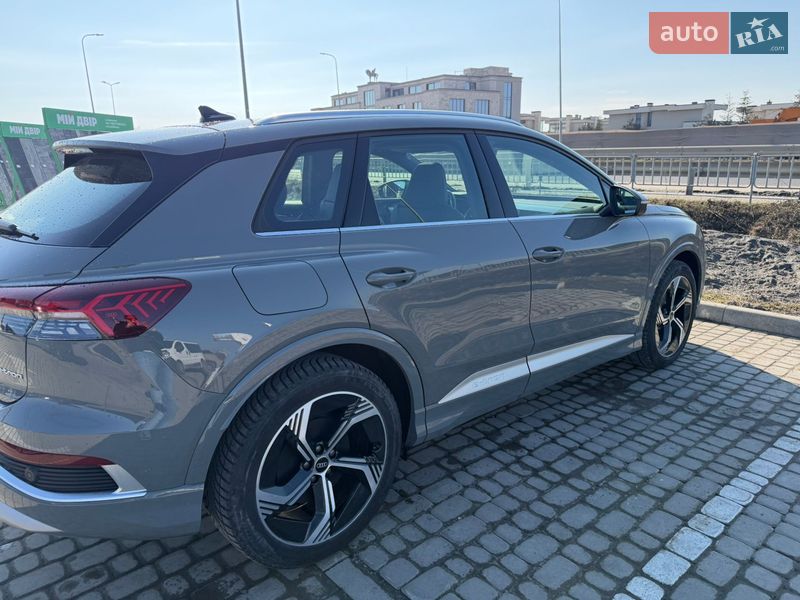 Внедорожник / Кроссовер Audi Q4 e-tron 2025 в Львове