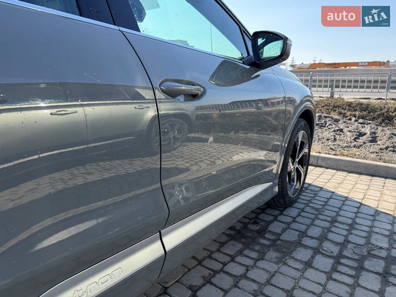 Внедорожник / Кроссовер Audi Q4 e-tron 2025 в Львове