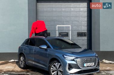 Внедорожник / Кроссовер Audi Q4 e-tron 2023 в Киеве