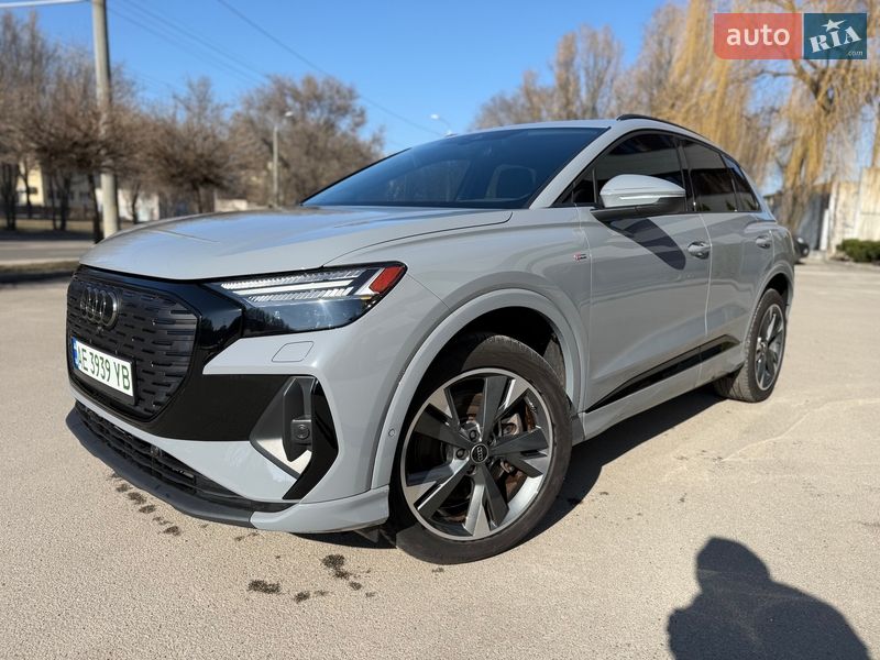 Внедорожник / Кроссовер Audi Q4 e-tron 2023 в Днепре