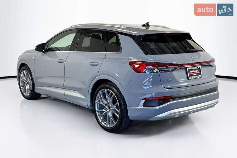 Позашляховик / Кросовер Audi Q4 e-tron 2024 в Львові