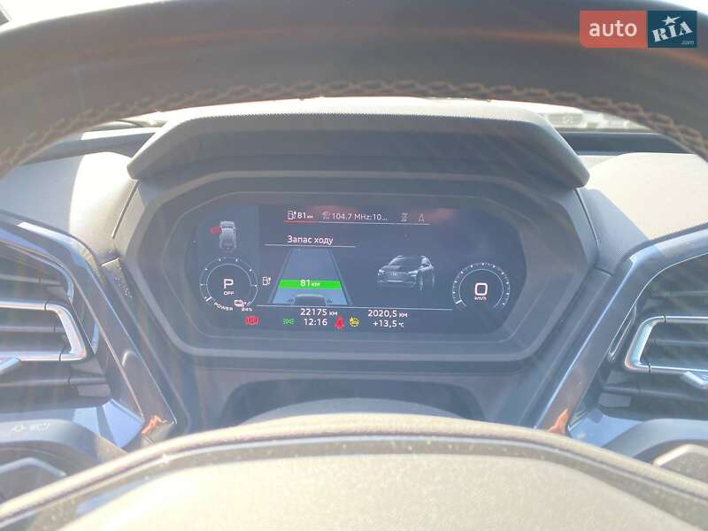 Внедорожник / Кроссовер Audi Q4 e-tron 2022 в Львове