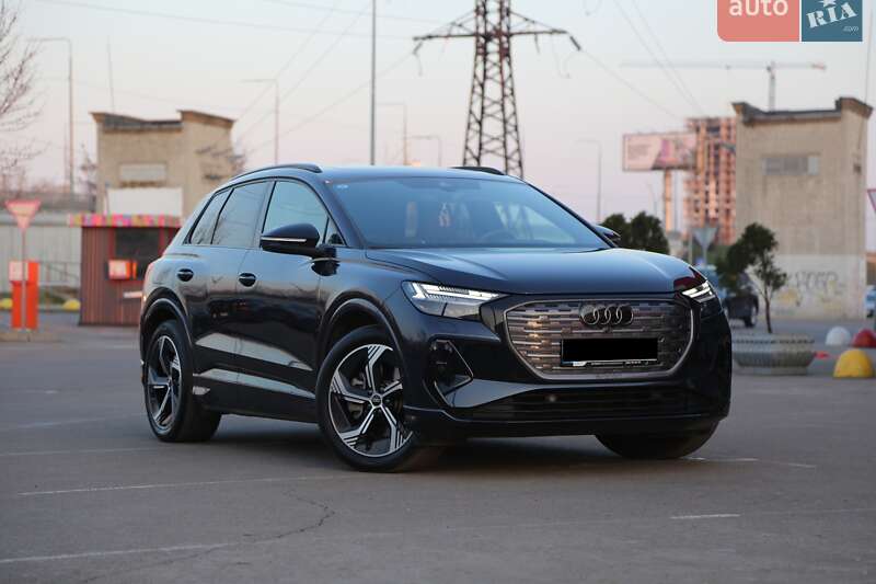 Audi Q4 e-tron 2024