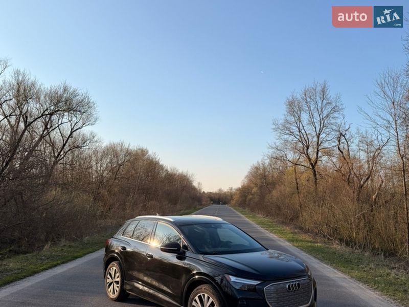 Позашляховик / Кросовер Audi Q4 e-tron 2022 в Дрогобичі