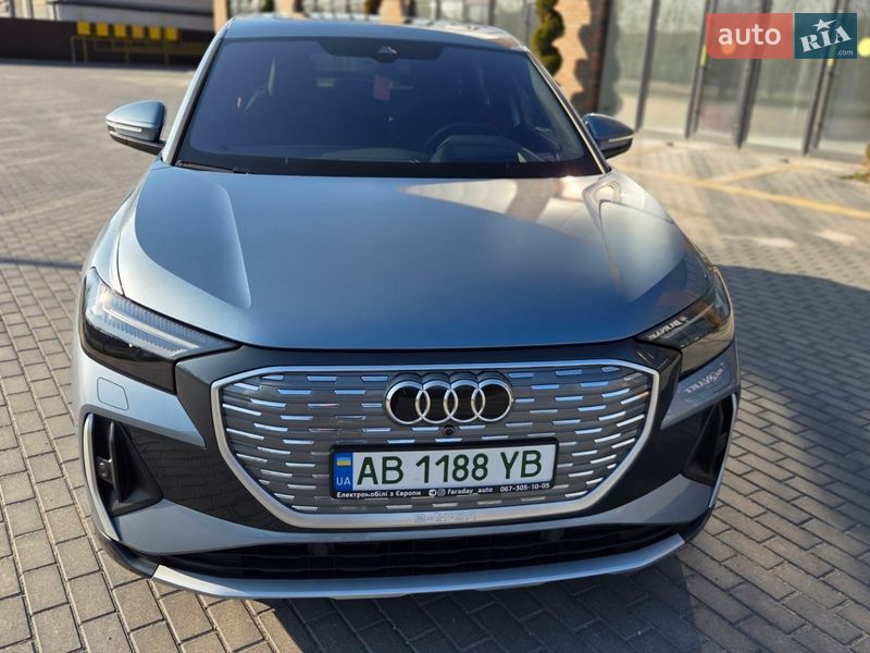 Позашляховик / Кросовер Audi Q4 e-tron 2022 в Вінниці