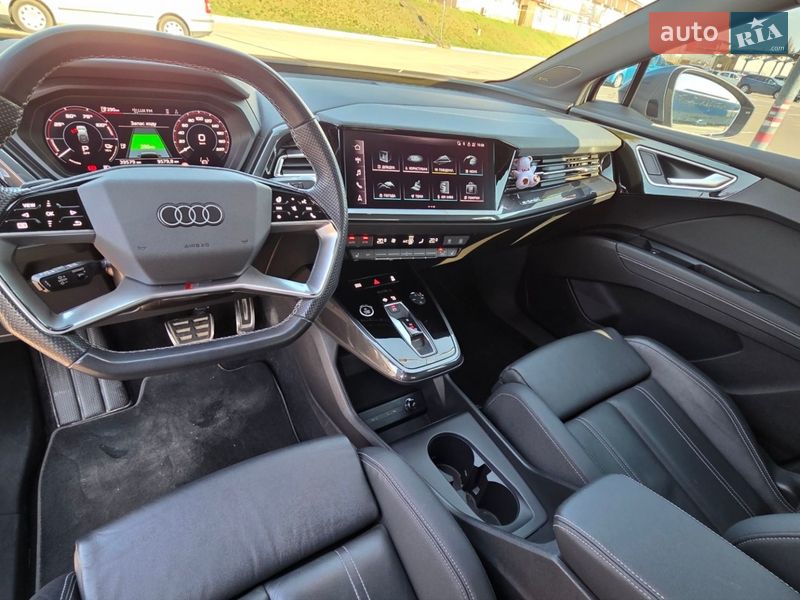 Позашляховик / Кросовер Audi Q4 e-tron 2022 в Вінниці