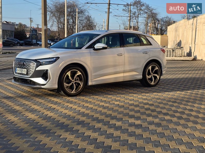 Позашляховик / Кросовер Audi Q4 e-tron 2023 в Одесі