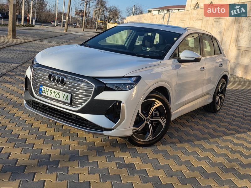 Позашляховик / Кросовер Audi Q4 e-tron 2023 в Одесі