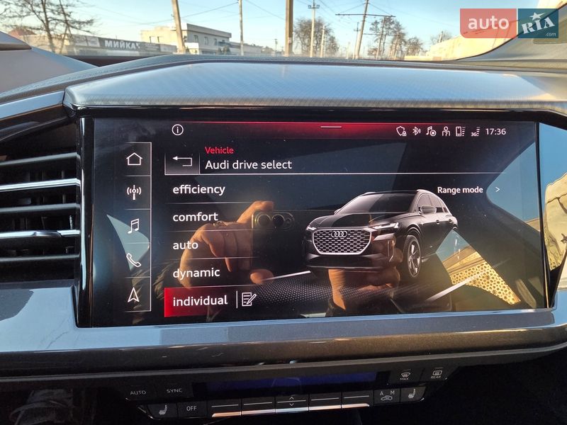 Позашляховик / Кросовер Audi Q4 e-tron 2023 в Одесі