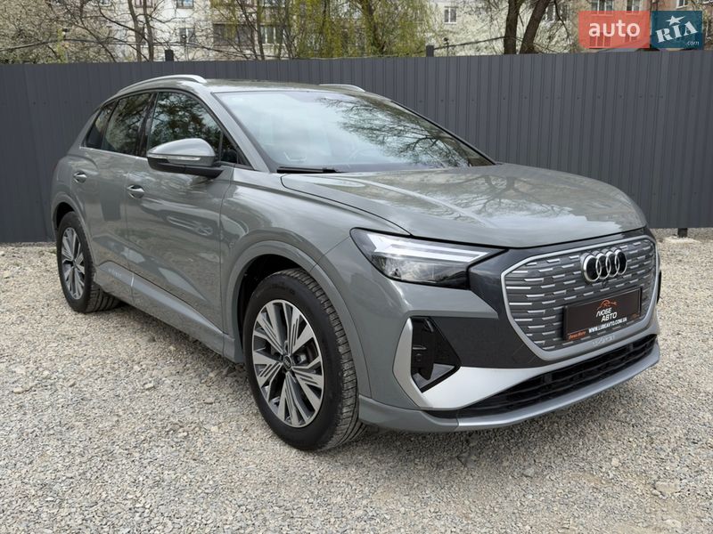 Внедорожник / Кроссовер Audi Q4 e-tron 2024 в Ивано-Франковске