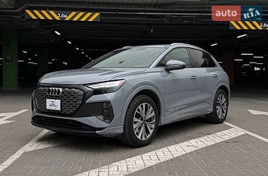 Позашляховик / Кросовер Audi Q4 e-tron 2023 в Києві