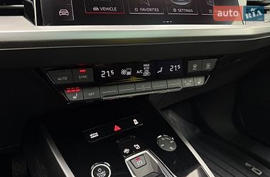 Позашляховик / Кросовер Audi Q4 e-tron 2023 в Києві