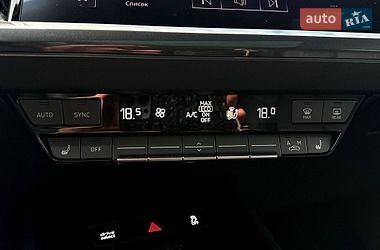 Внедорожник / Кроссовер Audi Q4 e-tron 2022 в Киеве